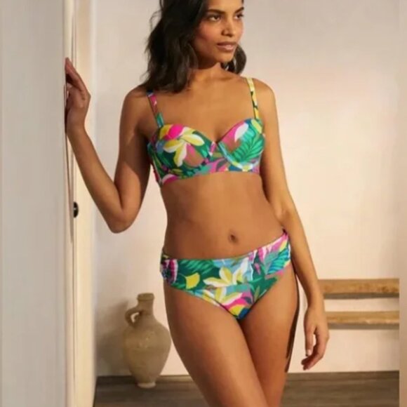 NWT Boden Kythira Bikini Top | Size 34B, Palm Leaf, Tropical Flora - Picture 6 of 8